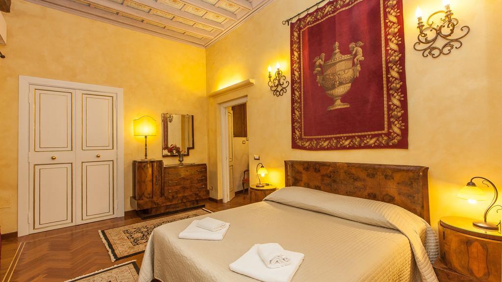 Апартаменти Domus Minervae Рим Номер фото